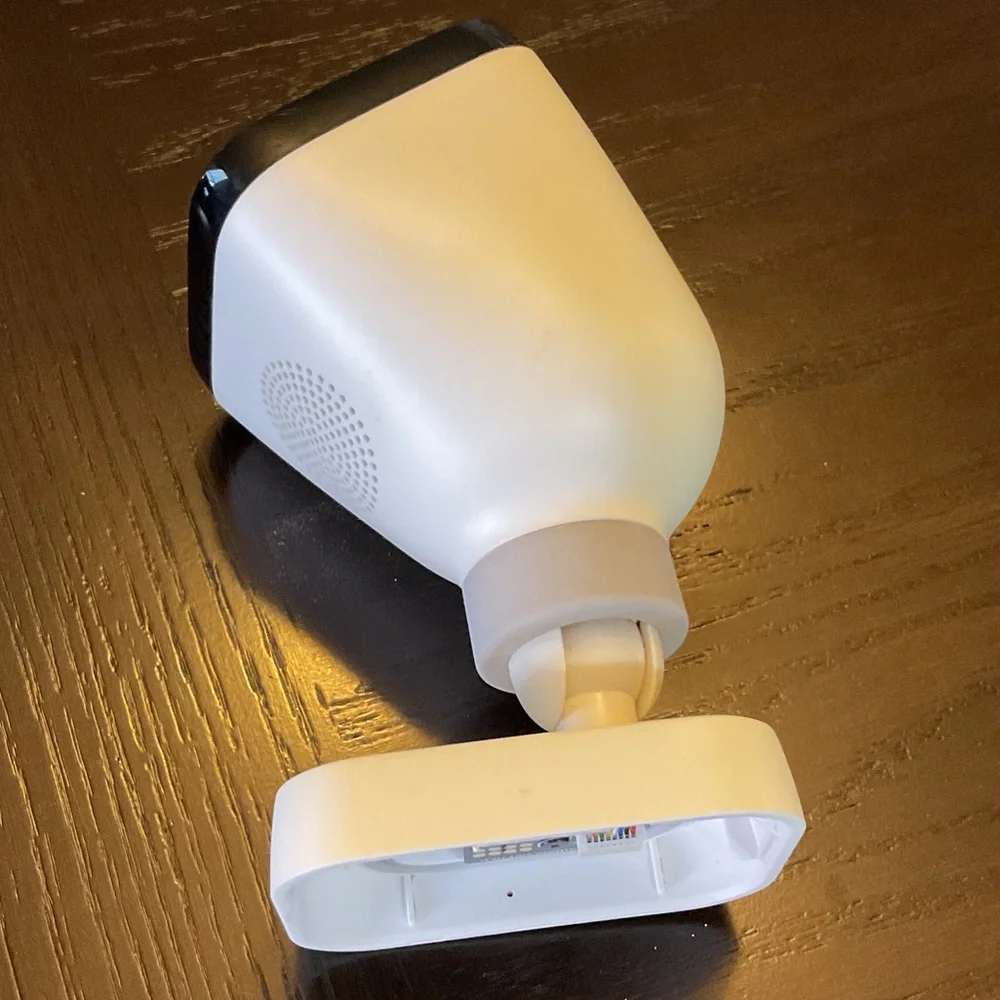 Vivint Outside camara Gen1